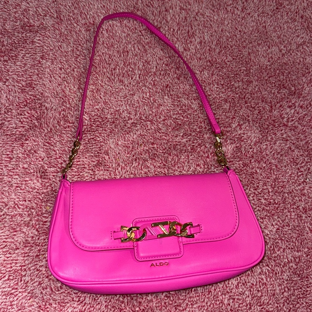 Aldo Barbie pink shoulder bag.